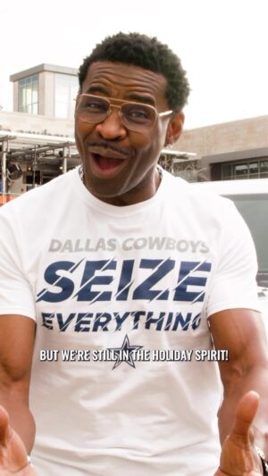 Michael Irvin Instagram - Geared up for Sunday courtesy of The Playmaker ⭐️ 

@michaelirvin88 surprised fans with swag to get everyone hyped for #SuperWildCard Weekend at our 🏡! 

#SeizeEverything | @ntxford