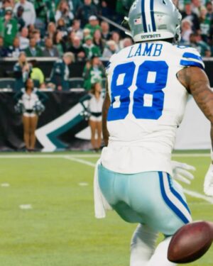 Michael Irvin Instagram - 8️⃣8️⃣ exclusive 🔥

#DallasCowboys | @fasttwitchenergy