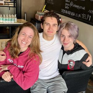 Michael Johnston Instagram - Tennis club nerds just missing @danni74 🎾🤪