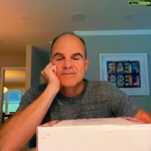 Michael Kelly Instagram - Love me some #streichersisters #beautybox 
Thanks @jennstreicher 
Thanks #FrankeKelly for tutorial on how to make a #Haul video. 😂