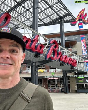 Michael Kelly Instagram - Ok I’m a little early but damn I’m excited for some @braves baseball!!!
Thanks you #Braves & @bravesthreads