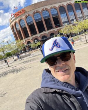 Michael Kelly Instagram - Representin #ForTheA today!!!
Helluva fun day!
Thank you @Braves @gmize and @katieagostin