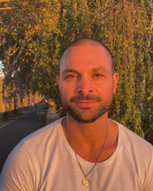 Michael Mando Instagram - 🍁🧡