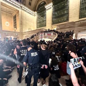 Michael Moore Instagram - Standing shoulder to shoulder with our Jewish brothers and sisters who are screaming NOT IN OUR NAME! Last night, thousands of Jewish New Yorkers and their allies held a massive civil disobedience sit-in at Grand Central Station demanding an immediate ceasefire. #LetGazaLive Jewish Voice for Peace @jvpny says the sit-in was the largest act of civil disobedience in New York City in nearly two decades. It was moving and inspiring. Let us all join together for peace.  #CeaseFireNow