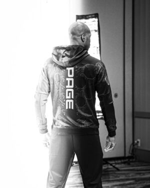 Michael Page Instagram - “You know what the difference is between you and me? I make this look good” #ufc299 

Name the movie 🎥?
