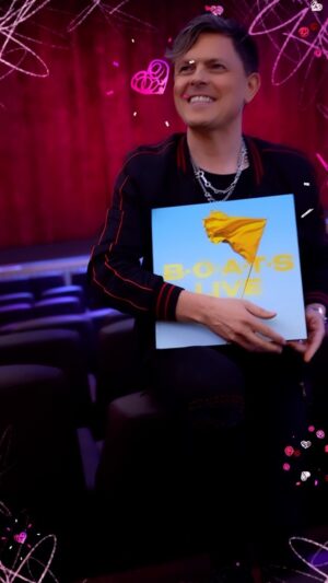 Michael Patrick Kelly Instagram - Wow! It always feels special to finally hold a brand new album in my hands 🤩 
This is me checking out the premium photobook of B•O•A•T•S LIVE for the very first time. Besides the photobook it includes the show & backstage documentary on Blue-Ray, 2 DVDs & 2 CDs. Can’t wait until the baby is finally out tomorrow! 
Who else is excited ? 💥🙃💥

MPK 

Wow! Es ist immer wieder ein magischer Moment, ein neues Album endlich in den Händen halten zu dürfen.🤩 
Gestern hatte ich endlich die Möglichkeit, das B•O•A•T•S LIVE Premium Fotobuch zum ersten mal anzuschauen. Neben dem Fotobuch ist die Show & Backstage-Doku auf Blue-Ray, 2DVDs & 2 CDs enthalten. 
Kann es kaum erwarten, bis das Baby morgen endlich erscheint! 
Wer freut sich auf morgen? 💥🙃💥

MPK 

#BOATS #LIVE #MichaelPatrickKelly
#Music