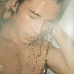 Michael Provost Instagram - 🚿