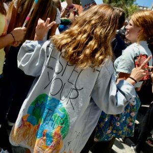Michael Provost Instagram - The inspirational Youth!! 🌍 
Today people all over the world are taking to the streets to  fight for the children of tomorrow. A global action demanding our idle governments wake up and see.. ‘Climate Change’ created a Climate Emergency. 
Science not silence! 
Look into @extinctionrebellion & #everybodynow for updates on today.
