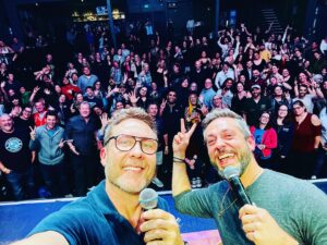 Michael Rosenbaum Instagram - Epic Show. @zacharylevi killed it as always. Too much fun. love to all my friends, family and patrons for the love and support of my live podcast. @insideofyoupodcast 

#insideofyoupodcast #livepodcast #zacharylevi #theregentdtla