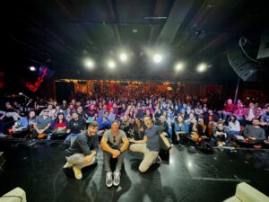 Michael Rosenbaum Instagram - another sold out show last night. what great fun. we loved doing smallville nights with you and reading old scenes.  you were all amazing. and the live pod was phenomenal. you really brought it guys. thanks to all our patrons. we love ya. 

#smallvilleforever #smallville #talkvillepodcast