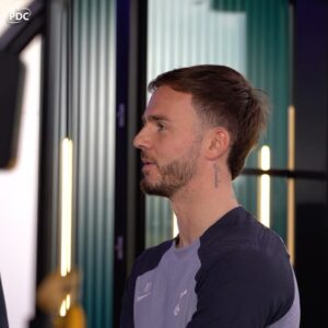 Michael Smith Instagram - A quick stop at @spursofficial for @asp180 and @michael180smith, giving a few tips to @madders and @mickyvdven! 🎯 

Full video dropping soon 👀