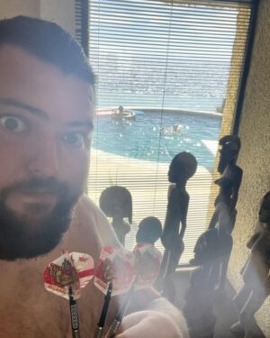 Michael Smith Instagram - These 3 think it’s a holiday 🙈😂