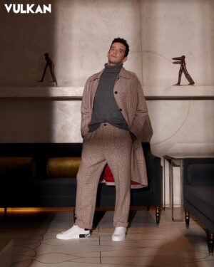 Michael Urie Instagram - Amazing day with @VULKANmag
Photography @sinemy
Styling @mikeystyles for Exclusive Artists
Grooming @chelseagehr for Exclusive Artists using Kevin Murphy
Photo Assistants @chriscarrollphoto & @amysilahtar
Retoucher ANTHONY ICIANO 
Interview @ryanspahn
Production @BELLOmediagroup x @maisonpriveepr_la x @alexbonnetwrites LINK IN BIO