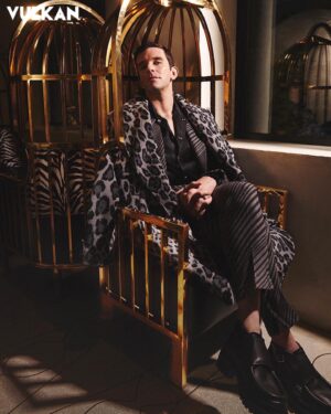 Michael Urie Instagram - Amazing day with @VULKANmag
Photography @sinemy
Styling @mikeystyles for Exclusive Artists
Grooming @chelseagehr for Exclusive Artists using Kevin Murphy
Photo Assistants @chriscarrollphoto & @amysilahtar
Retoucher ANTHONY ICIANO 
Interview @ryanspahn
Production @BELLOmediagroup x @maisonpriveepr_la x @alexbonnetwrites LINK IN BIO