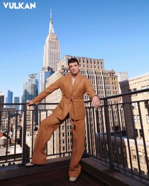 Michael Urie Instagram - Amazing day with @VULKANmag
Photography @sinemy
Styling @mikeystyles for Exclusive Artists
Grooming @chelseagehr for Exclusive Artists using Kevin Murphy
Photo Assistants @chriscarrollphoto & @amysilahtar
Retoucher ANTHONY ICIANO 
Interview @ryanspahn
Production @BELLOmediagroup x @maisonpriveepr_la x @alexbonnetwrites LINK IN BIO