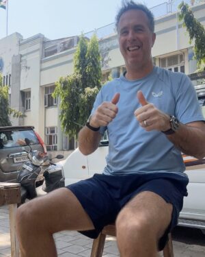 Michael Vaughan Instagram - He’s back .. Dindayal my good friend on Orminston road #Mumbai returns after attending his daughters wedding .. #India 🙌🙌