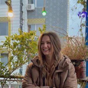 Michaela Petřeková Instagram - Promazávám fotky a vracím se do minulosti. 
A usmívám se.
Fotila má milá @gabgab_gabi