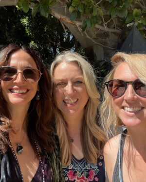 Michaela Watkins Instagram - Last night was the @tinybeautifulhulu premiere (starring the one only extraordinary #katherinehahn ) and it was so lovely. This show will make you cry your face off because it’s just loaded with humanity and soulfulness to the nth power. @cherylstrayed (long time hero of mine) wrote the dear sugar column that changed my actual life. It’s become a series thanks to the sharpness and heart of @liztigelaar and her team of incredible writers (all women) Shepherded by Strayed and the fellow producers (all women) #staceysilverman @lauradern @jaymelemons @reesewitherspoon #laurenneustadter @hellosunshine 

Hair: @nickichestnut 
Makeup: the ever @lizlash 
Styling: @kimmyerin
(Thx @rebeccacrewsofficial & @francosarto)