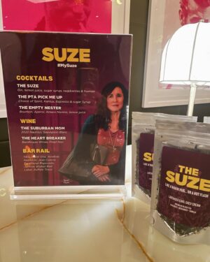 Michaela Watkins Instagram - So so so many thank yous for @levelfilm in Toronto throwing Suze a “coming out” party. #suzefilm drops 2/23 in theaters all over Canada. This film is near and dear to me and thank goodness for @mynameislinsey and @imdaneclark for this fantastic experience. I drank too many “empty Nester” cocktails and hunt with some of Toronto’s finest chicks. Was great to be reunited with some of the cast. @charles_gillespie @sarawais @rainbowsun 

I also loved the hell out of this suit that fit like it was made for me. So thank you @paulsmithdesign and a trillion thank yous for my new bag from @shopclarev in which @clarevivier actually handed me her own personal clutch. I promise to give it a nice home and use it endlessly. Too generous she is. 

Styling: @kimmyerin 
Hair/ Makeup : 
Suit and blouse: @paulsmithdesign 
Clutch: @shopclarev 
@sifjakobsjewellery 
@francosarto 
@clio_official 

#filmpremiere #independantfilm #michaelawatkins #toronto #emptynester #momanddaughter