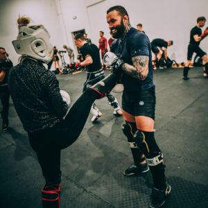 Michał Materla Instagram - Zimowy @obozmma.pl dobiegł końca . Wyjątkowy czas , gdzie ciężkie treningi były świetnie zbalansowane dobrym humorem , relaksem i pysznym jedzeniem . .  Dziękuję @plociennik_marta za zaproszenie . Dziękuję kadrze trenerskiej za fantastyczną atmosferę i uczestnikom za zaangażowanie 🫡.