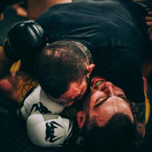 Michał Materla Instagram - Zimowy @obozmma.pl dobiegł końca . Wyjątkowy czas , gdzie ciężkie treningi były świetnie zbalansowane dobrym humorem , relaksem i pysznym jedzeniem . .  Dziękuję @plociennik_marta za zaproszenie . Dziękuję kadrze trenerskiej za fantastyczną atmosferę i uczestnikom za zaangażowanie 🫡.
