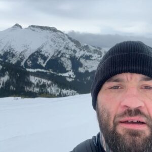 Michał Materla Instagram - „Góry uczą smaku rzeczy prostych , takich których niedoceniamy” 🗻
