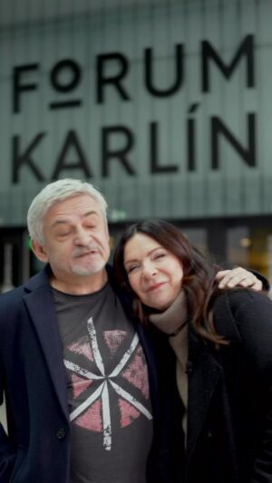 Michal Suchánek Instagram - 25.4.2024 nás čeká křest desky Údolí včel. Budete tam se mnou? 
Můj spolužák a kamarád Michal Suchánek, tam se mnou bude. Chodí mě podpořit už roky na každý můj velký koncert. Vážím si toho moc a těším se,že nebude s celou rodinkou chybět ani tentokrát.Děkuju ti Míšo za to❤️
Tak se přidejte ke mně, mojí kapele a třeba právě k Suchošovi 25.4.2024 sraz ve Foru Karlín😜