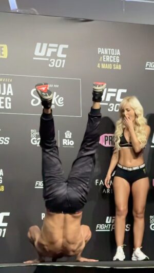 Michel Pereira Instagram - Sabe o que isso significa? Amanhã é dia de @michelpereiraufc bebê 🚀🕺🏼🪩

#ufc #mma #lutas #luta #esportes #sports #fight #fighting #canalencarada #bjj #jiujitsu