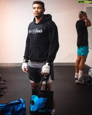 Michel Rivera Instagram - Don't limit your challenges, challenge your limits🦋🐝

Fight coming soon 🔜🍿🍿🎥🎥📸

Corinthians 15:58 KJV
Therefore, my beloved brothers, be firm and constant, always growing in the work of the Lord, knowing that your work in the Lord is not in vain.