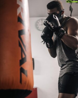 Michel Rivera Instagram - I come from nothing planned to keep everything, my sacrifice is silent but the result will be noisy,🦋🦋🐝🐝

in God's hands 🙌🏽