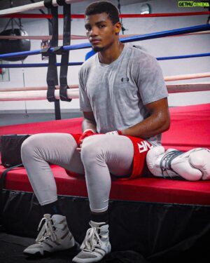 Michel Rivera Instagram - When you hear more criticism than praise, remember that no one wants you to succeed.🦋🐝🇩🇴🔥👑 we back in July on @daznboxing @salita_promotions
