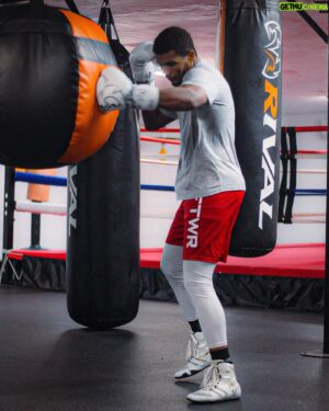 Michel Rivera Instagram - When you hear more criticism than praise, remember that no one wants you to succeed.🦋🐝🇩🇴🔥👑 we back in July on @daznboxing @salita_promotions