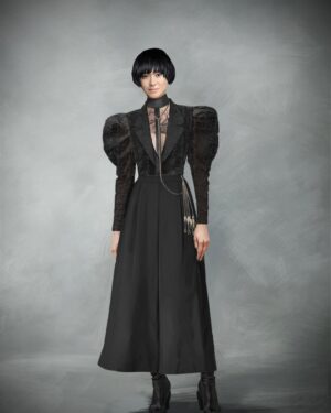 Michele Clapton Instagram - The Peripheral designs for Ash. We loved this character, a blend of new and old, remembered historic cuts with original accessories giving an idea as to where her real sympathy lies…
Woven fabric by the brilliant Verity Finny Green and cut by Mel Carter and her team. Katy Hackney for fabulous chatelaine and Assistant designer Susan Kulkarni 
Illustrator the amazing Oliver Doherty..thank you all as ever…