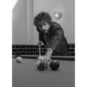 Michele Rosiello Instagram - 🎱
.
.
@johnnycarrano_ ph