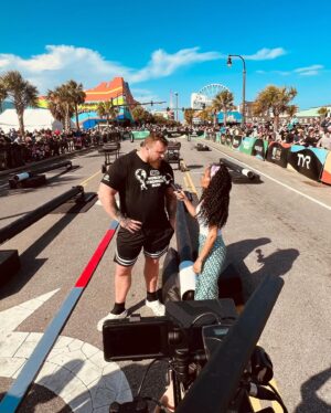 Michelle Ackerley Instagram - It’s that time of year again! @theworldsstrongestman is back on @channel5_tv 💪🏽💪🏽
Heat 1 starts on 27th December 7pm