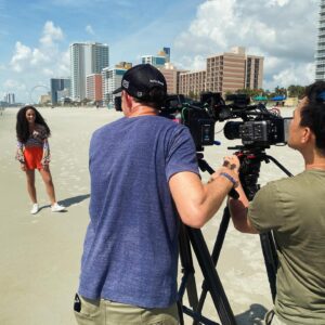 Michelle Ackerley Instagram - And that’s a wrap in Myrtle Beach South Carolina for @theworldsstrongestman 2024. It’s been an absolute blast with the best team!💪🏽🎬👏🏾
@channel5_tv
