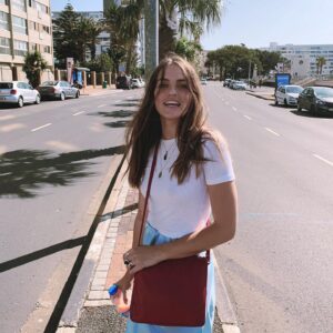 Michelle Allen Instagram - ☀️ someone tried to snatch my juice right outta my hand on this walk. The promenade is a wild place.