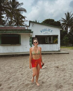 Michelle Allen Instagram - ☀️   🌴   👙 = 😃