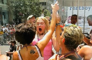 Michelle Clunie Instagram - This was our pride. Thea and I in the middle of New York, hot and sweaty and all we had was to pour water on each other .. oh and at some point, someone put a tattoo on my back. Happy Pride everyone!! Celebrate with abandon. I know it doesn’t feel as safe as it once did but we can’t allow that to change our energy. Never let the haters win. Stay free and happy and shine brightly. Love each other and run from anyone who tries to make you shrink. Be bold. Be bold and trust there are blue skies ahead, we will make it so.. together! 🏳️‍🌈🇺🇸🏳️‍🌈🇺🇸🏳️‍🌈🇺🇸🏳️‍🌈🇺🇸🏳️‍🌈🇺🇸🏳️‍🌈 #pride #newyork