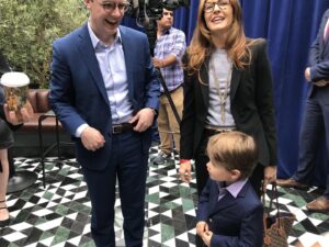 Michelle Clunie Instagram - When Dashiell met Chasten Buttigieg :) Someone sent me this picture and I just love it. Chasten was so great with Dashiell. I had picked Dashiell up from preschool to go to this event at the Abbey for his husband Pete. I was on the host committee and it was Pete’s first event in LA. I am so happy for them both now that they are parents. I can not Imagine anyone more suited for parenthood. Anyway, I will treasure this photo forever 💕🙏🏻💕