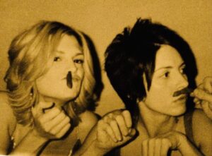 Michelle Clunie Instagram - Happy Lesbian visibility week and here is to my partner in crime. Could I have posted a more glamorous picture, yes. Would it have captured us as well as this one, no. This was the energy that got us through about 40 episodes in less than two years followed by three more seasons ( 83 eps total). I don’t think those schedules even exist anymore. We had fun and passion and play mixed in with a lot of hard work. Love you Thea. Would not have wanted to ride that river with anyone else but you lady. 💕🙏🏻💕#queerasfolk #lesbianvisibilityday #lesbian
