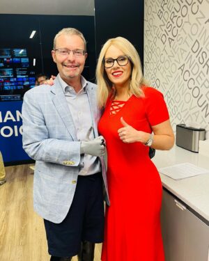 Michelle Dewberry Instagram - Great to have this guy, Craig Mackinlay, on my show tonight.
.
.
Hugely inspirational man.
.
.
#Sepsis #Inspiration