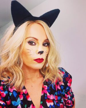 Michelle Dewberry Instagram - Kids being indulged in their belief that they are cats?! Wowzers - I’ve literally heard it all now…
.
.
This world is literally going mad 🤯🤡🌏
