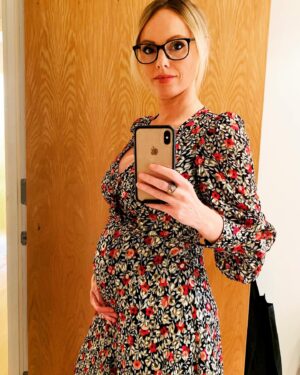 Michelle Dewberry Instagram - They say Northerners are tight. They’re right! I really can’t bring myself to buy a whole new maternity wardrobe, just to wear a few months 😳 I’m making the most of my ‘normal’ clothes, whilst I still can, before I go for it and get bigger stuff. Yesterday, I managed to squeeze myself into this dress (it will be my last time for a while). More importantly, it managed not to split/burst open during any of my Zoom meetings when I sat down - I regarded this as a serious achievement. 😂😂
.
.
.
.
.
.
.
.
.
.
#maternity #maternitystyle #maternityfashion #maternitywear #pregnancystyle #pregnancyfashion #bumpstyle #maternityclothes #preggers #pregnancy #bumpwatch #babybump #lockdownpregnancy #pregnancylockdown #mamatobe #mummatobe #babyonboard #maternityworkwear #northerner #northernbanter #endometriosis