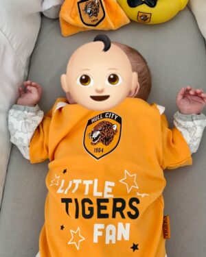 Michelle Dewberry Instagram - Wherever he goes in life, whatever he does, my boy will always be Hull and Proud. I’ll make sure of that. I think it is *so* important to remember your roots... 
.
.
Btw, I hide my boy’s face on open social media because I feel a bit weird sharing him publicly at the moment, it almost feels like a breach of his privacy (I know some people might find that odd, but each to their own!), maybe that will change in time, maybe it won’t🤷‍♀️... For now, you’ll just have to trust me when I tell you he is an absolutely beautiful little boy 🥰🥰
.
.
#babyboy #newborn #prematurebaby #premmiebaby #hull #roots #northerner #hullcity #hullcityafc #myboy #neverforgetyourroots #saltoftheearth #love #strongbaby #babylove #babymum #firsttimemama #eping