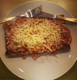 Michelle Dewberry Instagram - What can I say....I am deffo being looked after during this pregnancy. Having slap up meals cooked for me and everything! 😂😂😂😂😂
.
.
.
.
.
.
.
.
.
.
.
. .
#beansontoast #basics #eatingfortwo #michellinstar #gourmetfood #covidcookingclub #pregnancylife #covidpregnancy #poshnosh