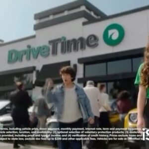 Michelle Haro Instagram - Happy New Year! WOOOOO!!!! 

#drivetime #happynewyear #abundancia #2022 #woo #carsales #imadethedealmyself