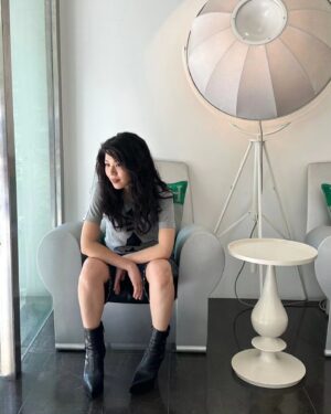 Michelle Wong Instagram - 🫶🏻🫶🏻🫶🏻

@gandavid_davidgan @karin_wj @lasalle_lee_jq 
#passionhairsalon
