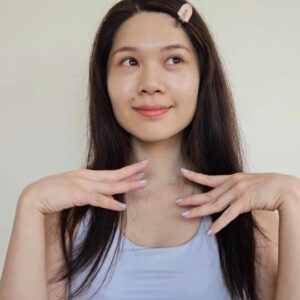 Michelle Wong Instagram - DIY brightening Rice Water mask 🍚 

Chill it to reduce puffiness in the mornings, too. So soothing ❄️