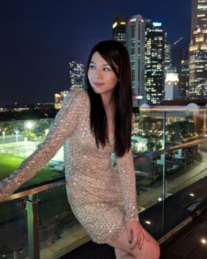 Michelle Wong Instagram - Sparkly night out with @revolve 🤍💫

Kicked off the party season with the best-dressed guests from all across the world. Congratulations, and welcome to Singapore 🇸🇬

#REVOLVEAroundTheWorld

Wearing: @camilacoelhocollection on Revolve.com
Styling: @karin_wj 
Makeup: @lasalle_lee_jq 
Hair: @ryan_yap #passionhairsalon